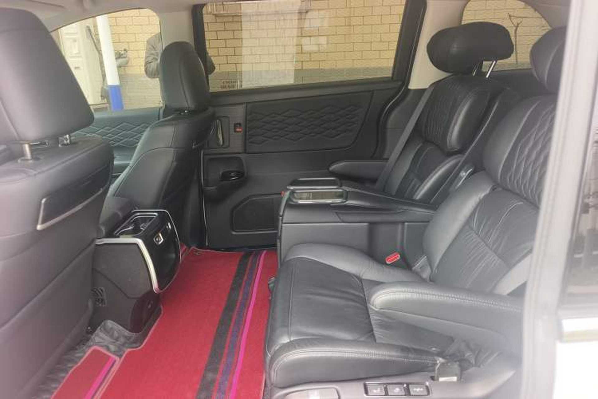 Used Honda Elysion 2024 2.0L eHEV Luxury Edition Left Rear Seat