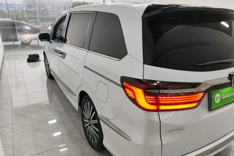 Used Honda Elysion 2024 2.0L eHEV Luxury Edition Left Side