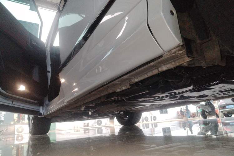 Used Honda Elysion 2024 2.0L eHEV Ultimate Edition Left Side Sill