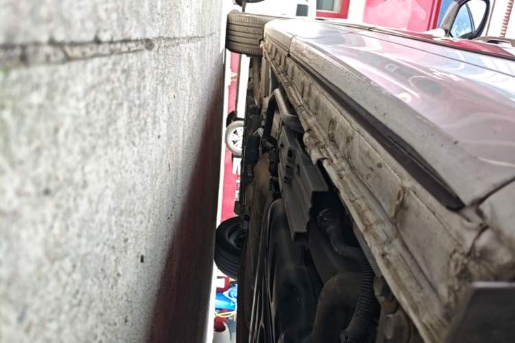 Used Honda Elysion 2024 2.0L eHEV Luxury Edition Left Side Sill