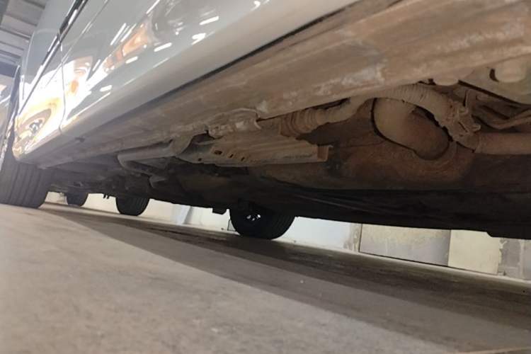 Used Honda Elysion 2024 2.0L eHEV Luxury Edition Left Side Sill