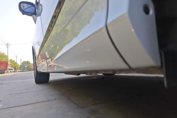 Used Honda Elysion 2024 2.0L eHEV Luxury Edition Left Side Sill