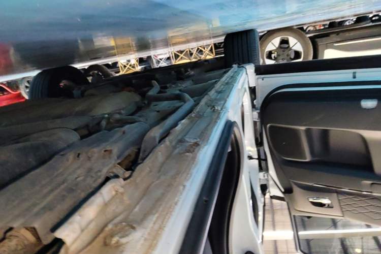 Used Honda Elysion 2024 2.0L eHEV Luxury Edition Left Side Sill