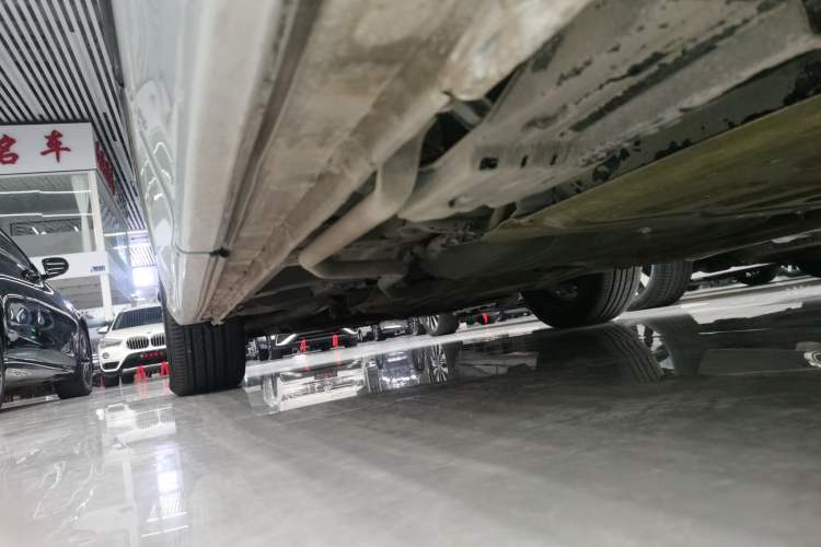 Used Honda Elysion 2024 2.0L eHEV Luxury Edition Left Side Sill