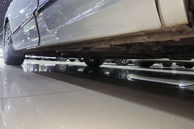 Used Honda Elysion 2024 2.0L eHEV Luxury Edition Left Side Sill