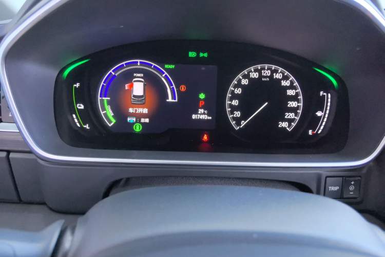 Used Honda Elysion 2024 2.0L eHEV Ultimate Edition Odometer Close Up