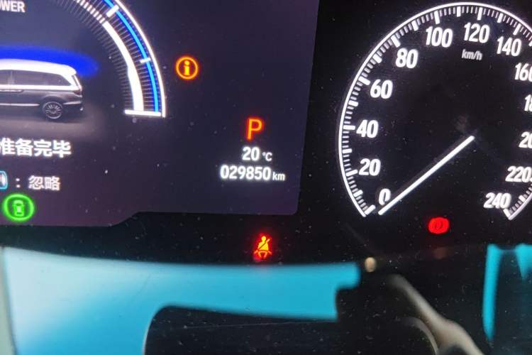Used Honda Elysion 2024 2.0L eHEV Luxury Edition Odometer Close Up