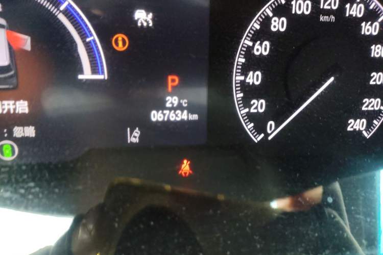 Used Honda Elysion 2024 2.0L eHEV Luxury Edition Odometer Close Up