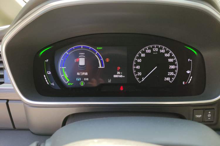 Used Honda Elysion 2024 2.0L eHEV Luxury Edition Odometer Close Up