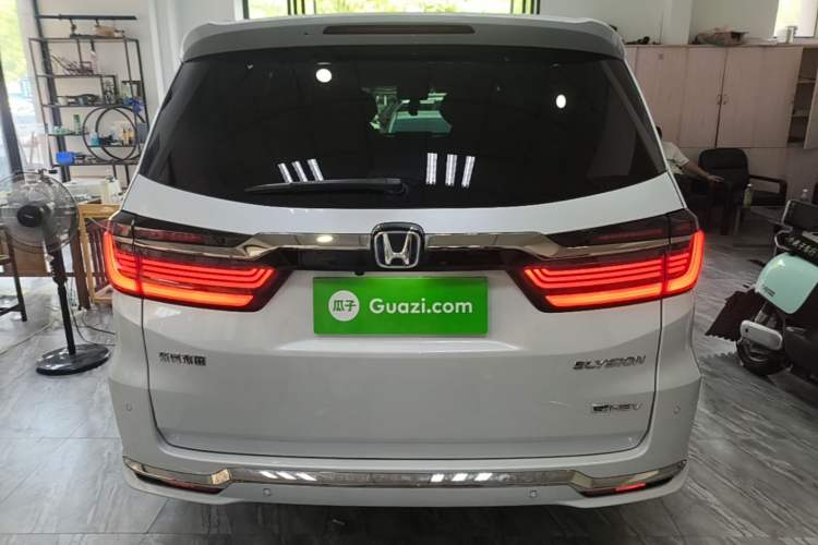 Used Honda Elysion 2024 2.0L eHEV Luxury Edition Rear