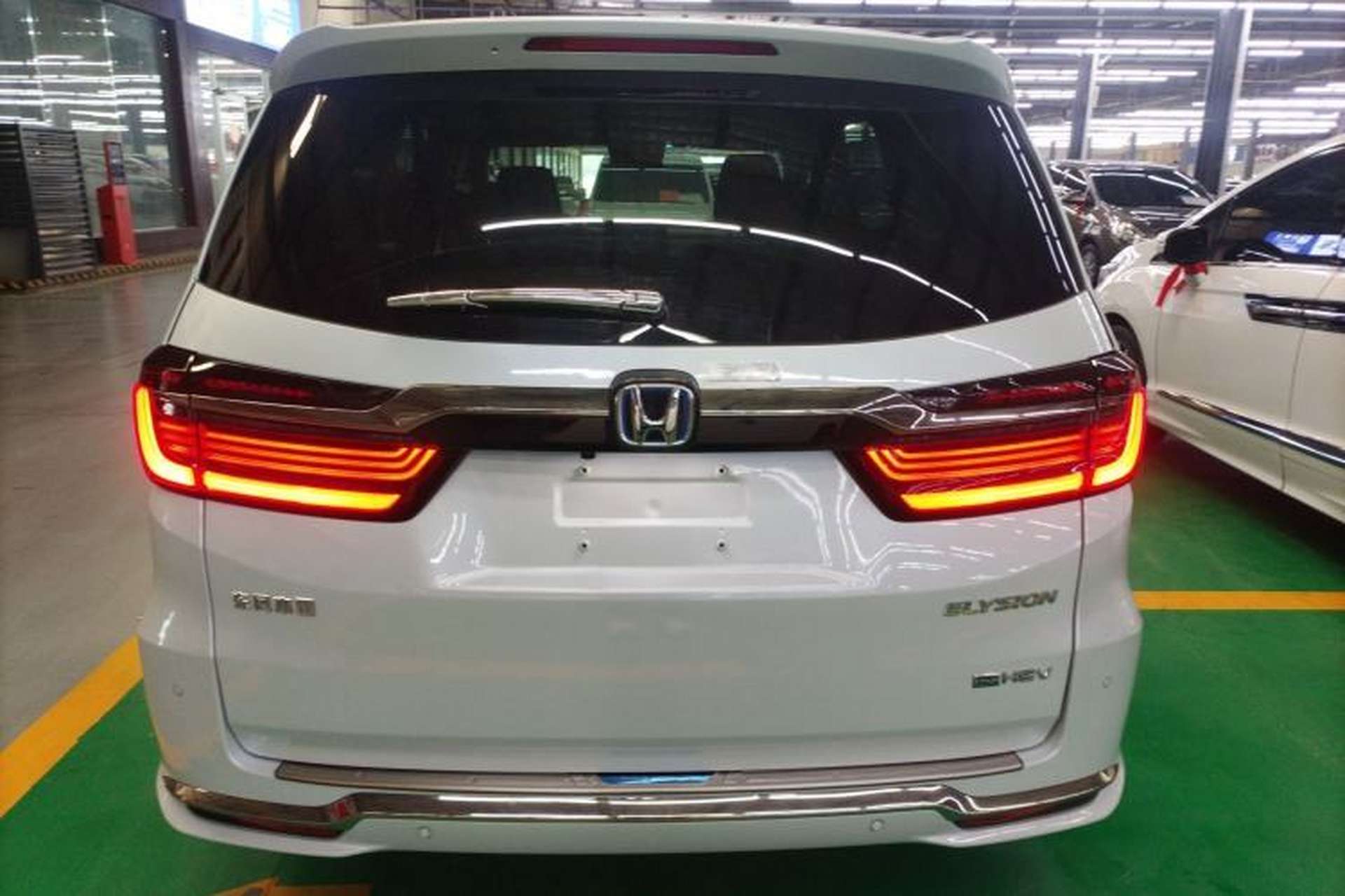 Used Honda Elysion 2024 2.0L eHEV Comfort Edition Rear
