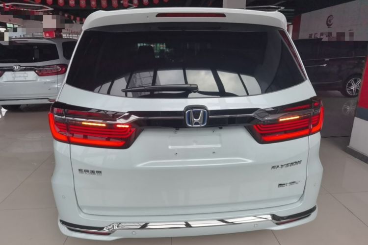 Used Honda Elysion 2024 2.0L eHEV Luxury Edition Rear