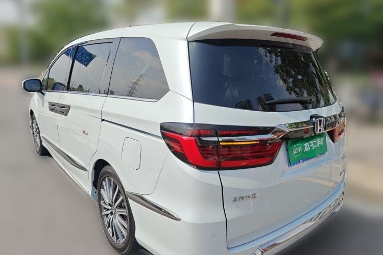 Used Honda Elysion 2024 2.0L eHEV Luxury Edition Rear Left 45 Deg