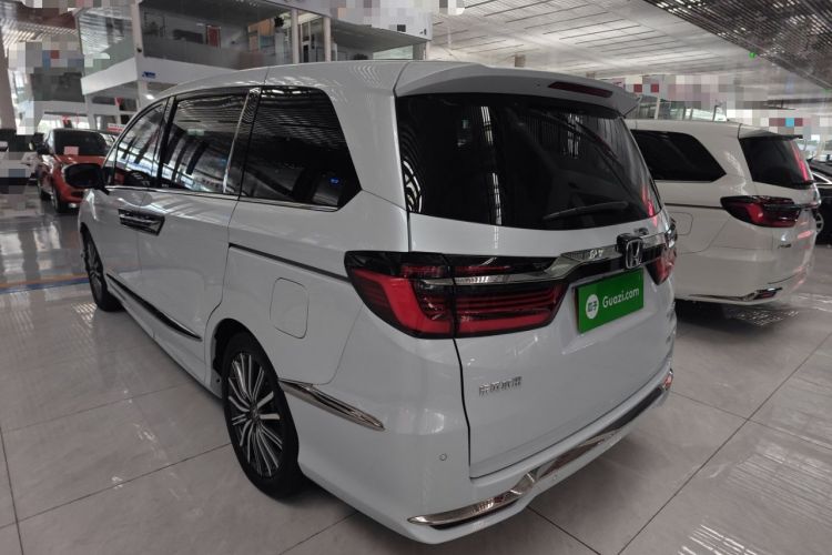 Used Honda Elysion 2024 2.0L eHEV Luxury Edition Rear Left 45 Deg