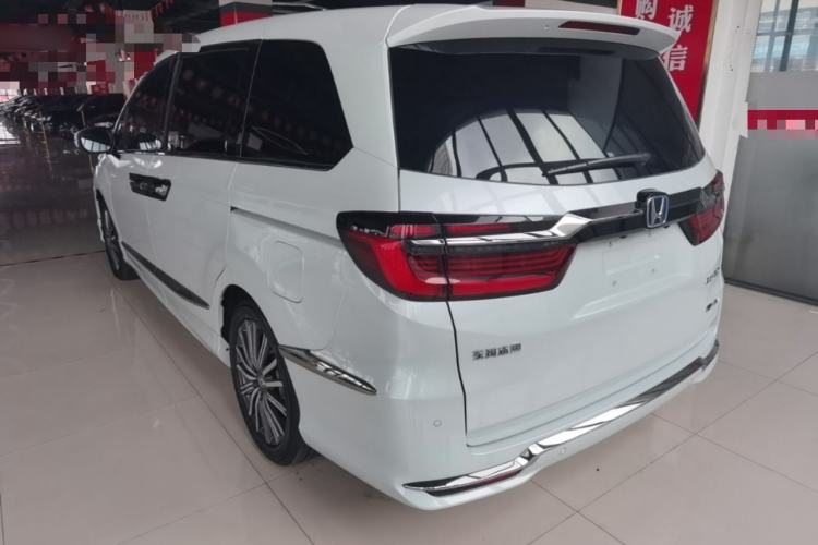 Used Honda Elysion 2024 2.0L eHEV Luxury Edition Rear Left 45 Deg