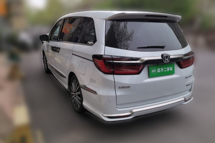 Used Honda Elysion 2024 2.0L eHEV Luxury Edition Rear Left 45 Deg