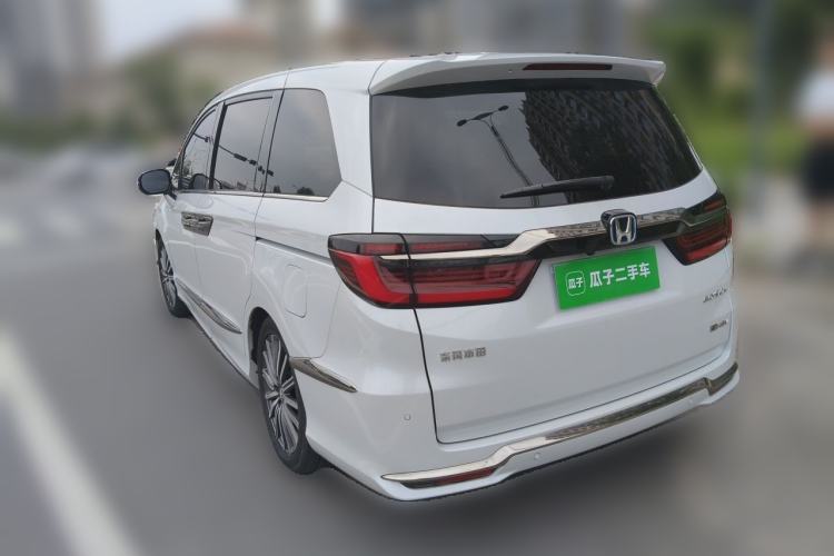 Used Honda Elysion 2024 2.0L eHEV Luxury Edition Rear Left 45 Deg