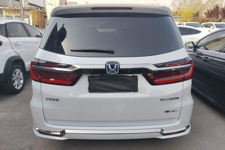 Used Honda Elysion 2024 2.0L eHEV Luxury Edition Rear