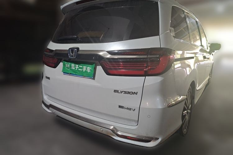 Used Honda Elysion 2024 2.0L eHEV Luxury Edition Rear Right 45 Deg