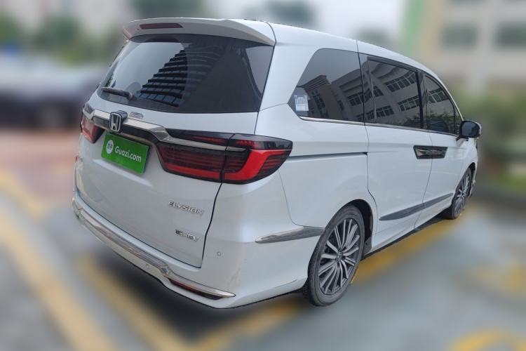 Used Honda Elysion 2024 2.0L eHEV Luxury Edition Rear Right 45 Deg