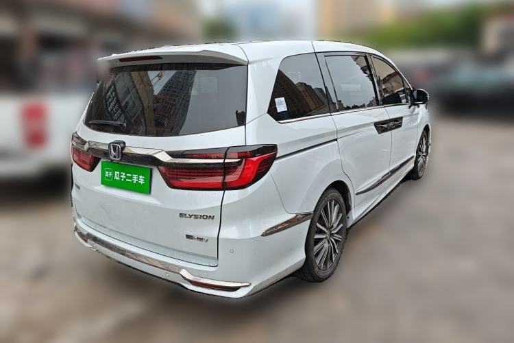 Used Honda Elysion 2024 2.0L eHEV Luxury Edition Rear Right 45 Deg