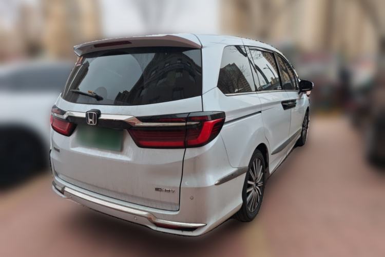 Used Honda Elysion 2024 2.0L eHEV Luxury Edition Rear Right 45 Deg
