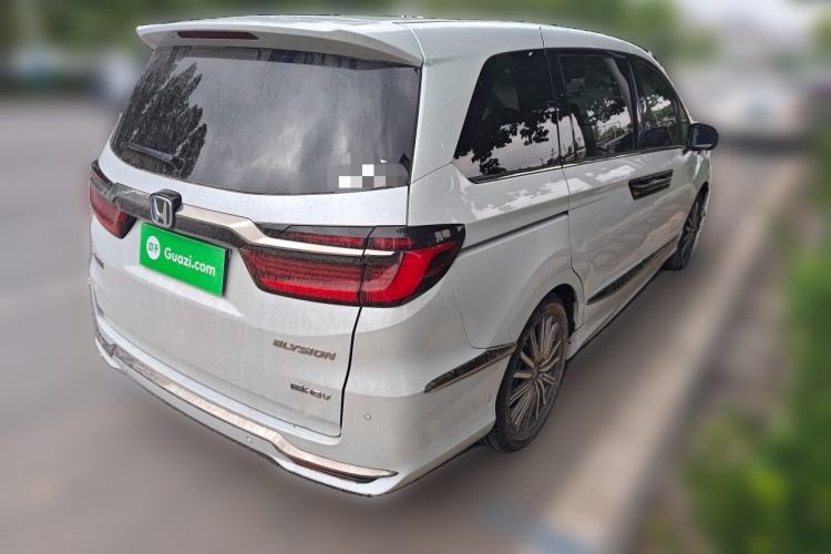 Used Honda Elysion 2024 2.0L eHEV Luxury Edition Rear Right 45 Deg