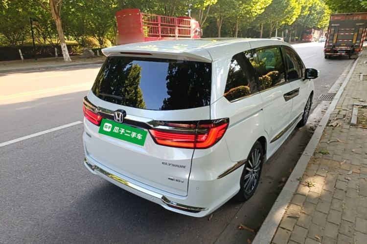 Used Honda Elysion 2024 2.0L eHEV Luxury Edition Rear Right 45 Deg