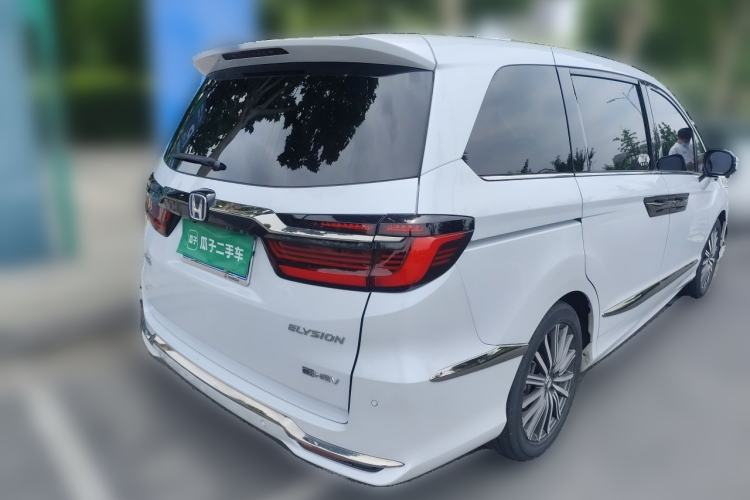 Used Honda Elysion 2024 2.0L eHEV Luxury Edition Rear Right 45 Deg