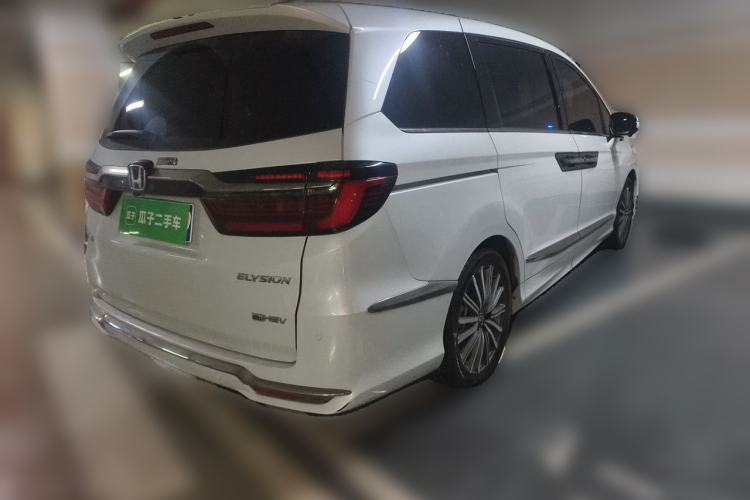 Used Honda Elysion 2024 2.0L eHEV Luxury Edition Rear Right 45 Deg