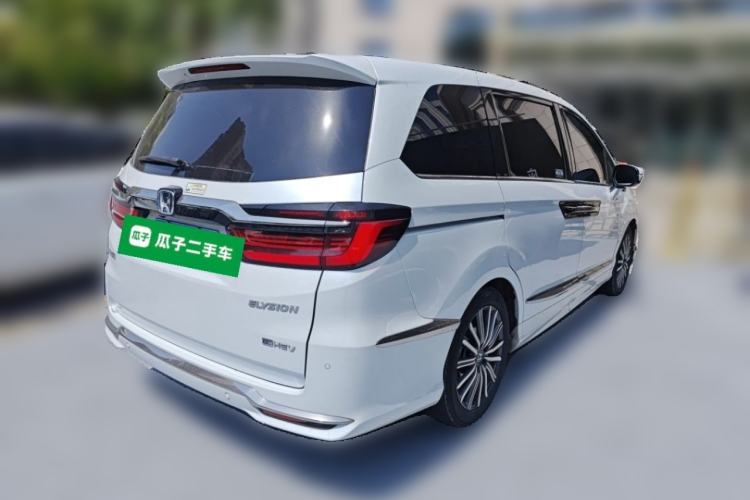 Used Honda Elysion 2024 2.0L eHEV Luxury Edition Rear Right 45 Deg