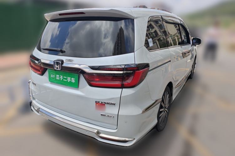 Used Honda Elysion 2024 2.0L eHEV Luxury Edition Rear Right 45 Deg
