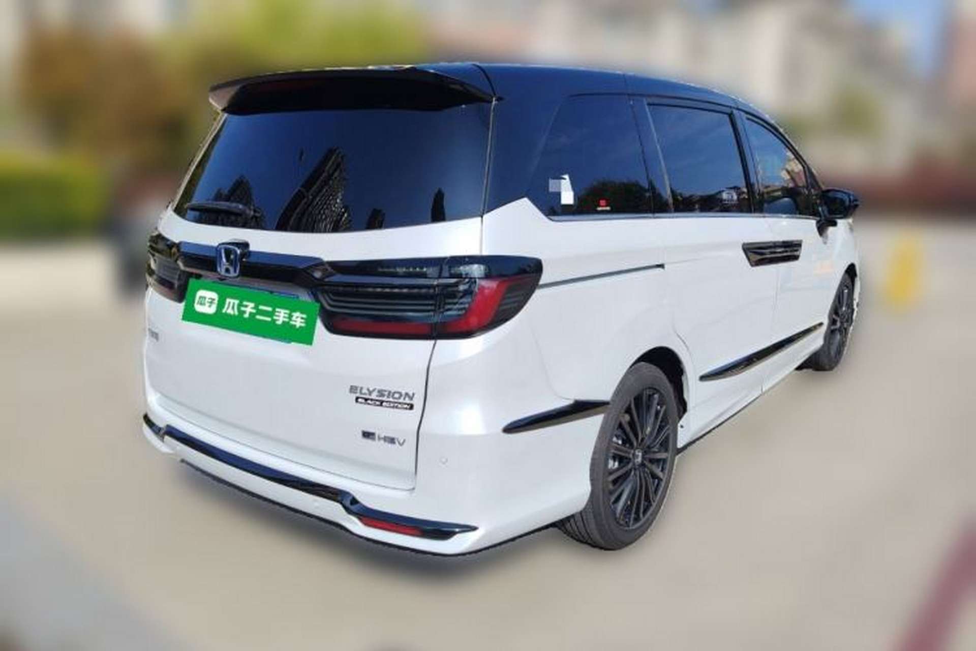 Used Honda Elysion 2024 2.0L eHEV Ultimate Edition Rear Right 45 Deg