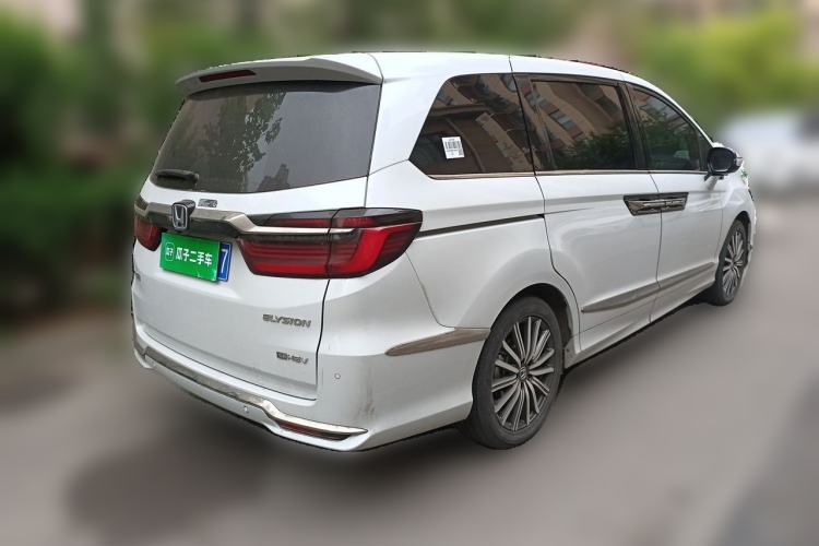 Used Honda Elysion 2024 2.0L eHEV Luxury Edition Rear Right 45 Deg