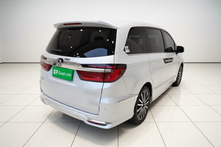 Used Honda Elysion 2024 2.0L eHEV Luxury Edition Rear Right 45 Deg