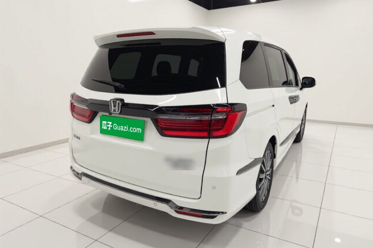Used Honda Elysion 2024 2.0L eHEV Luxury Edition Rear Right 45 Deg
