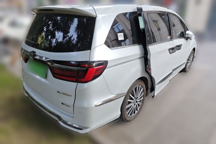 Used Honda Elysion 2024 2.0L eHEV Luxury Edition Rear Right 45 Deg