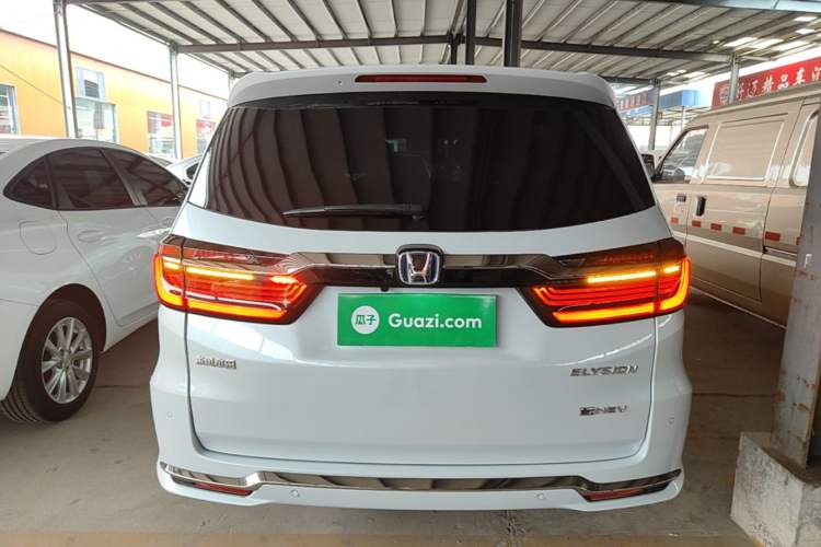 Used Honda Elysion 2024 2.0L eHEV Luxury Edition Rear