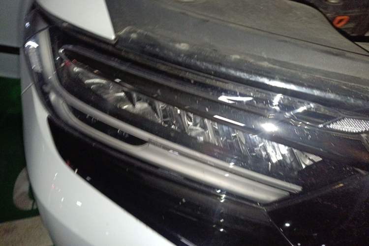 Used Honda Elysion 2024 2.0L eHEV Luxury Edition Right Front Headlight
