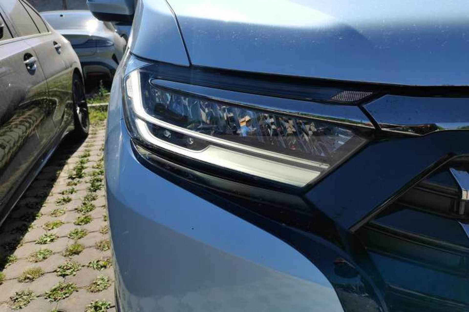Used Honda Elysion 2024 2.0L eHEV Luxury Edition Right Front Headlight