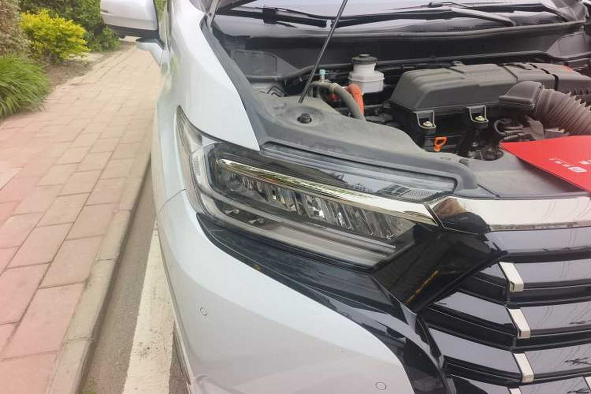 Used Honda Elysion 2024 2.0L eHEV Luxury Edition Right Front Headlight