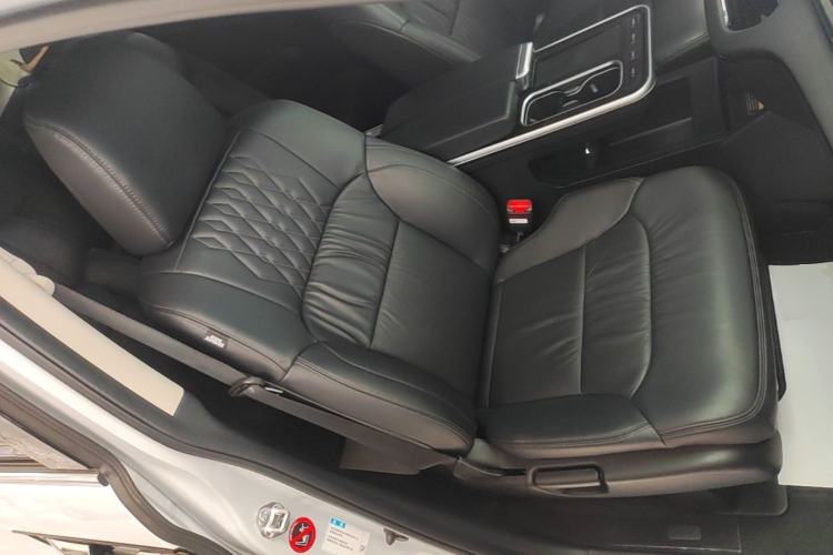 Used Honda Elysion 2024 2.0L eHEV Luxury Edition Right Front Seat