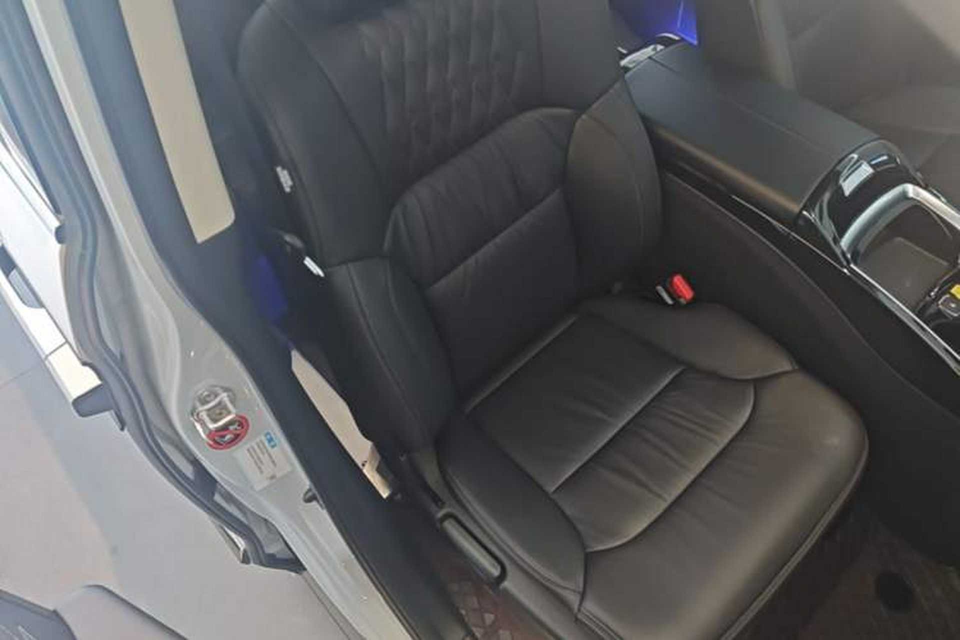 Used Honda Elysion 2024 2.0L eHEV Luxury Edition Right Front Seat