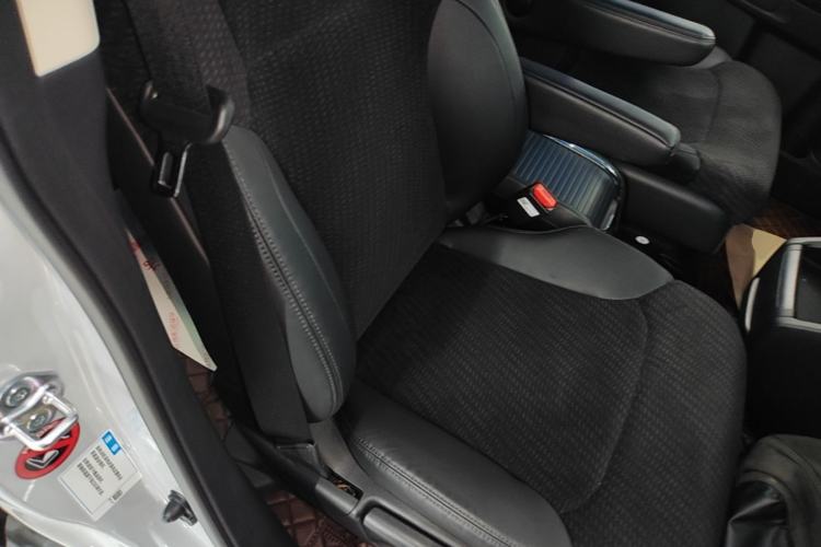 Used Honda Elysion 2024 2.0L eHEV Classic Edition Right Front Seat
