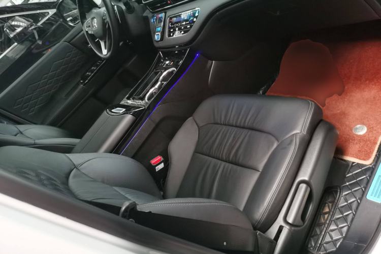 Used Honda Elysion 2024 2.0L eHEV Luxury Edition Right Front Seat