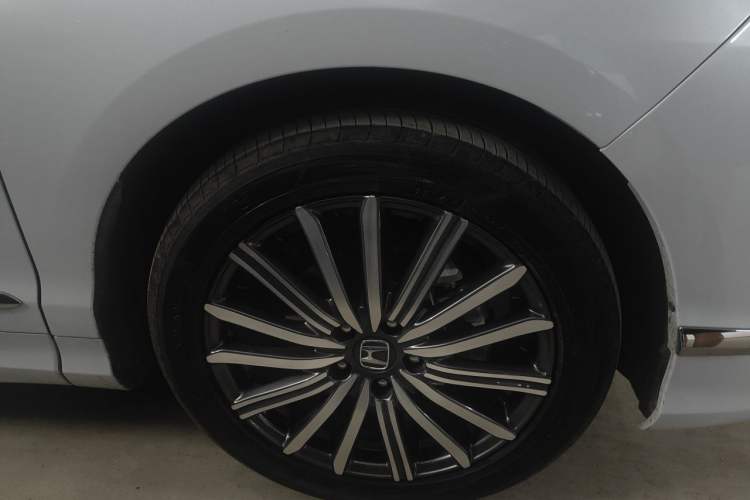 Used Honda Elysion 2024 2.0L eHEV Luxury Edition Right Front Wheel Hub