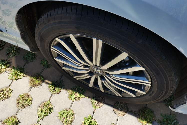 Used Honda Elysion 2024 2.0L eHEV Luxury Edition Right Front Wheel Hub