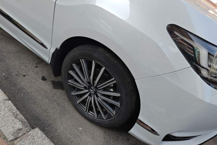 Used Honda Elysion 2024 2.0L eHEV Luxury Edition Right Front Wheel Hub