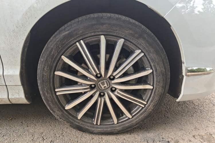 Used Honda Elysion 2024 2.0L eHEV Luxury Edition Right Front Wheel Hub