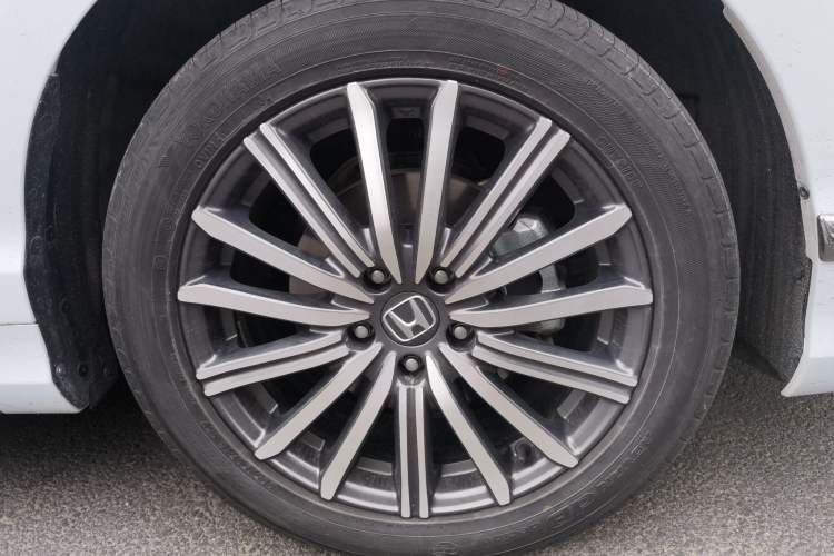 Used Honda Elysion 2024 2.0L eHEV Luxury Edition Right Front Wheel Hub